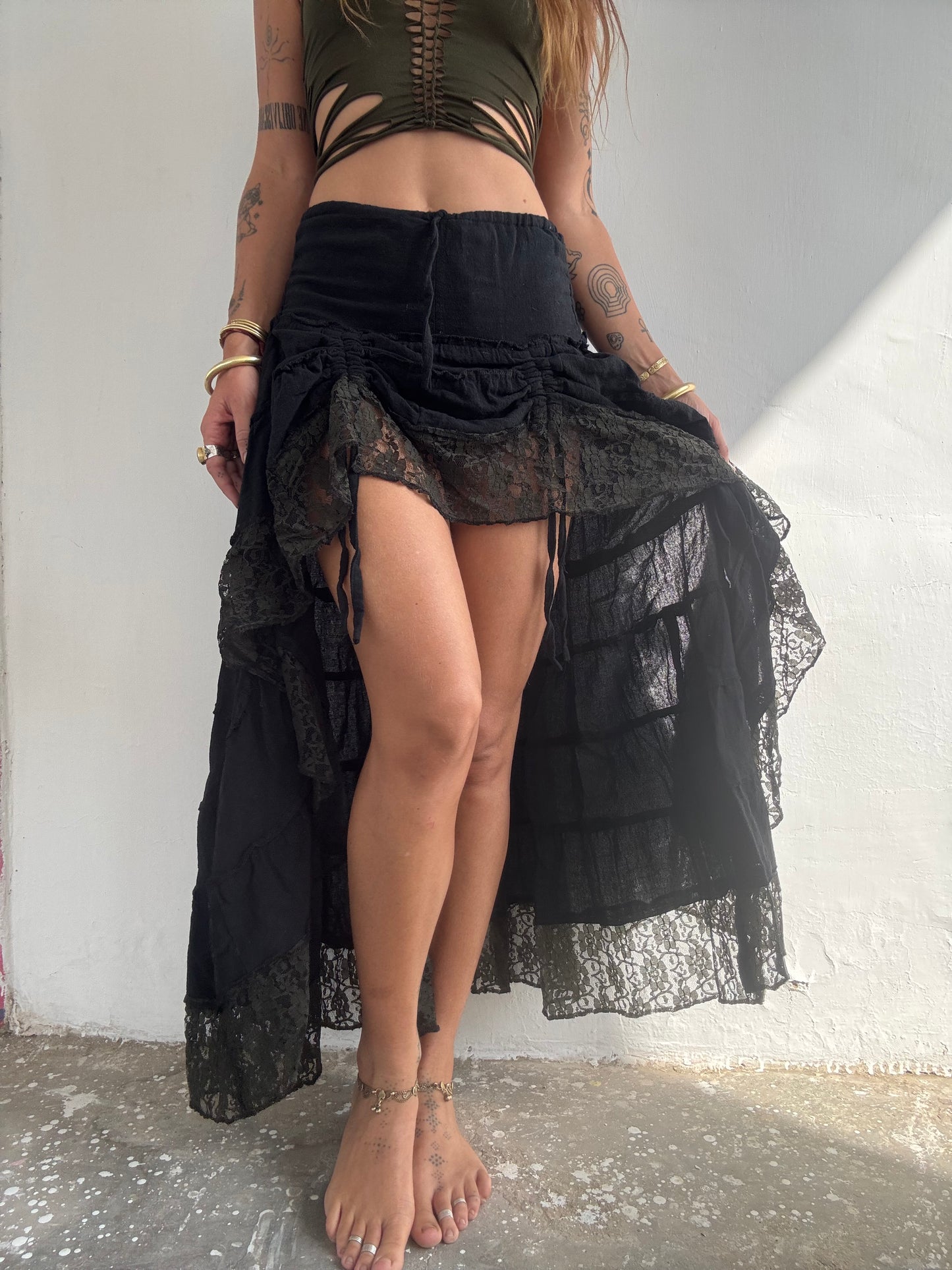 Peacock Skirt - Black