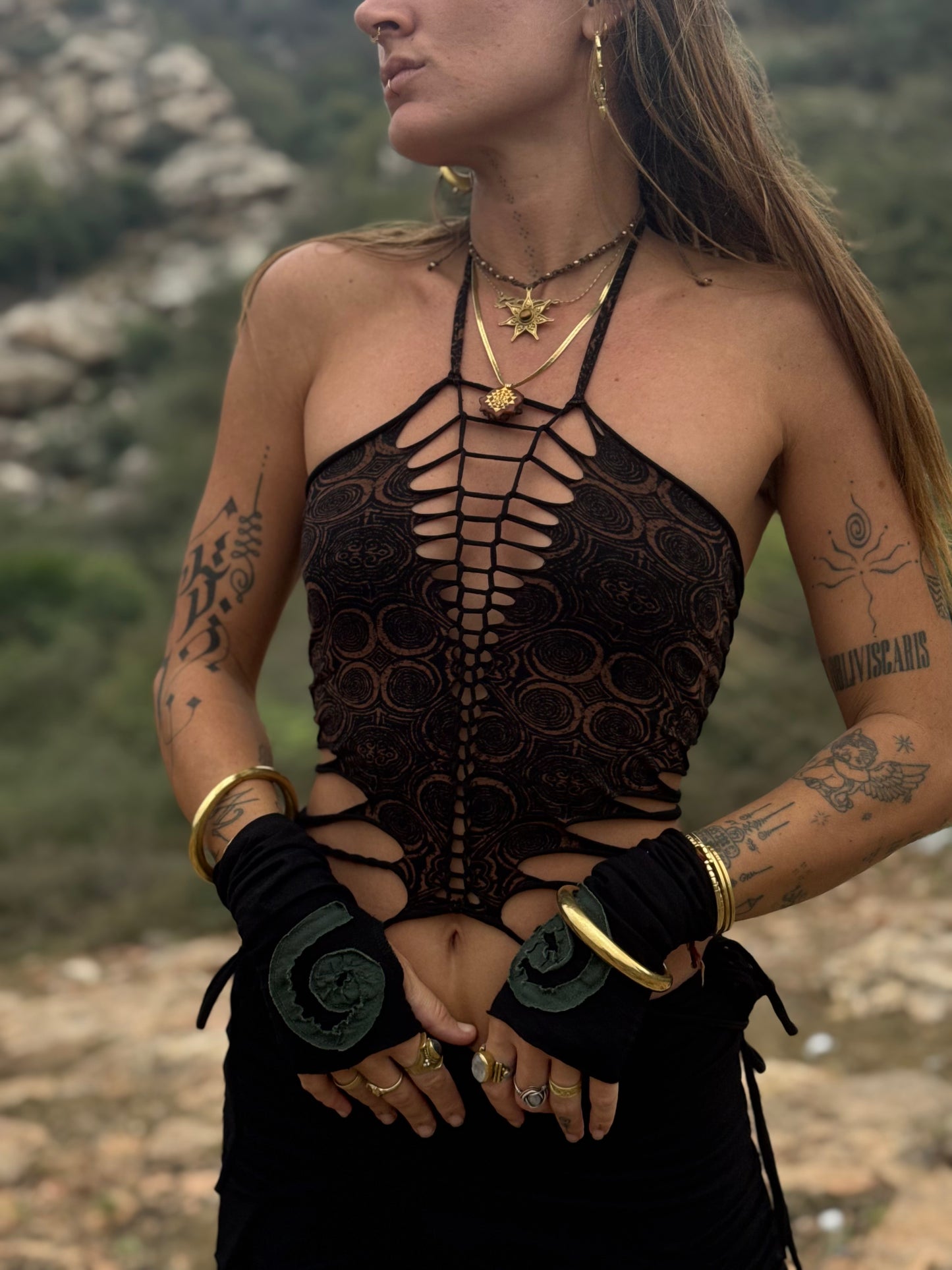 Slit Weave Top - Spiral