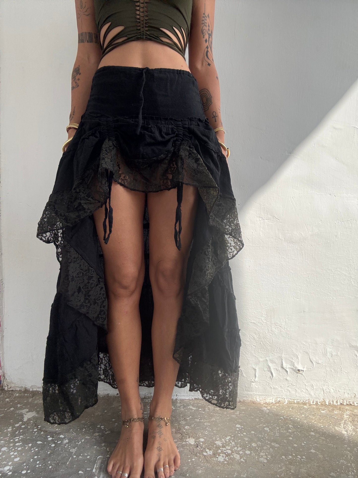 Peacock Skirt - Black
